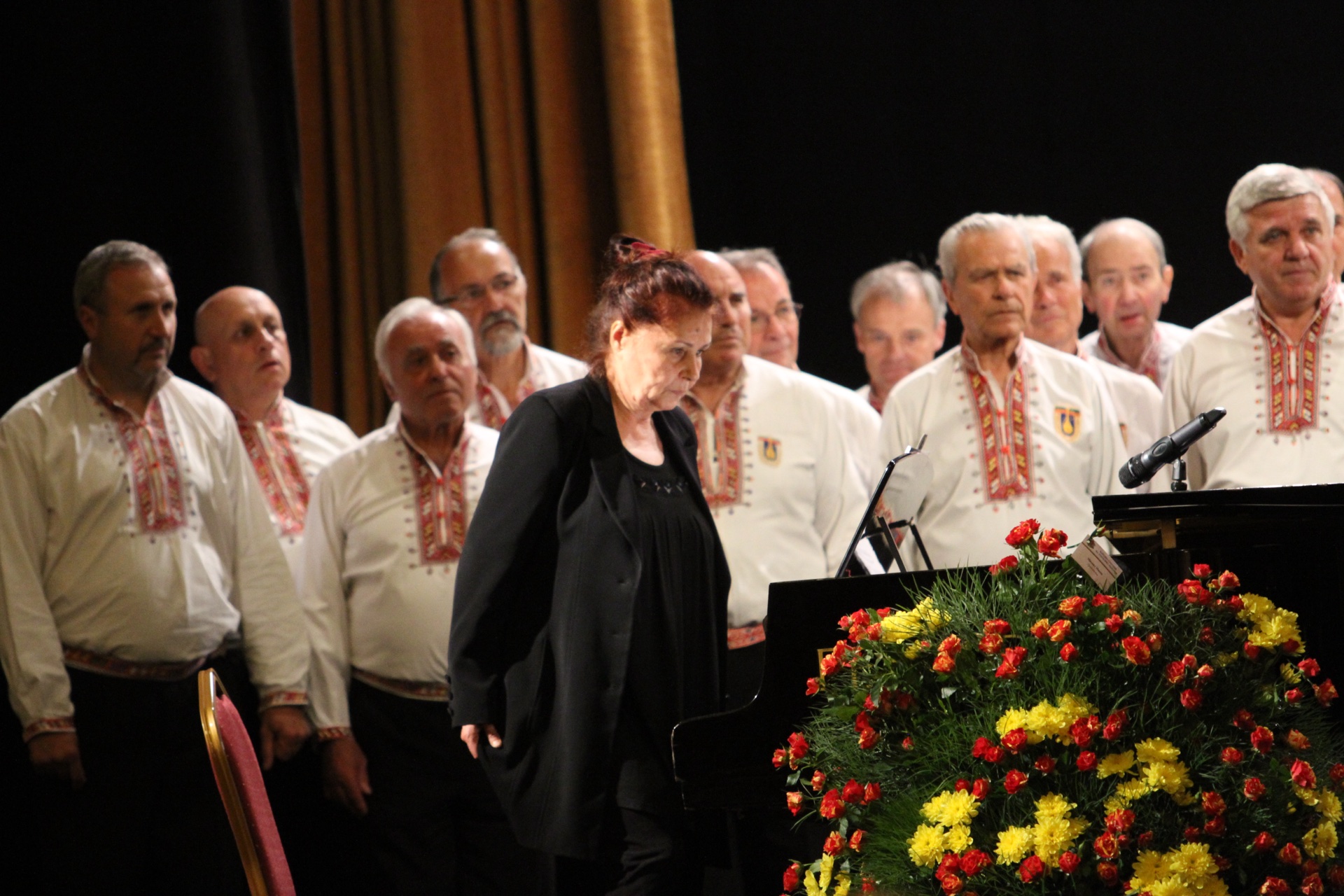 Май 2014