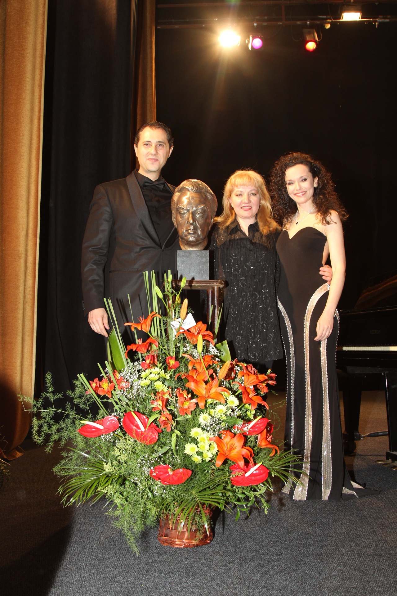 Май 2014